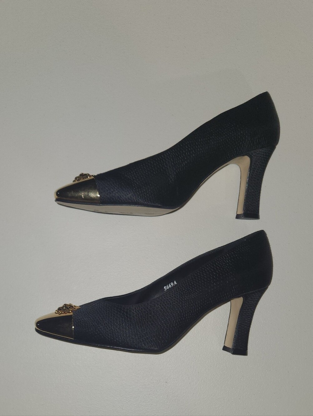 Vintage J. Renee Heels Size 8.5